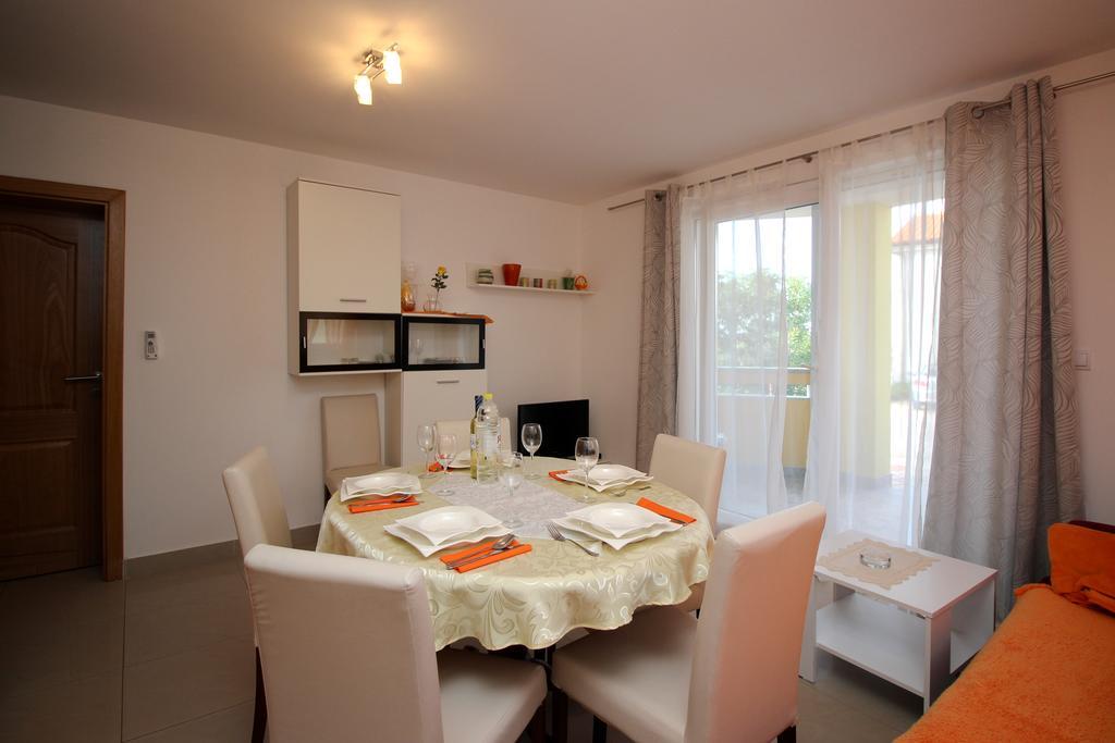 بونات Apartments Koritnik الغرفة الصورة